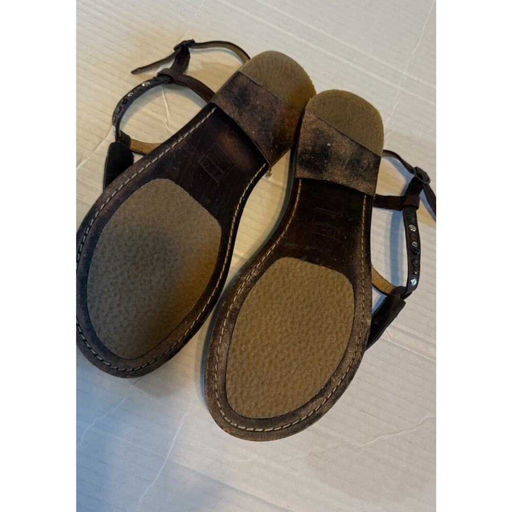 Frye Womens Size 9 B Studded Leather Thong Sandals Brown Strappy - Picture 6 of 9